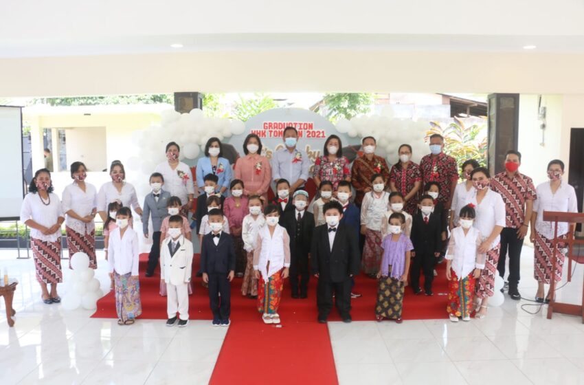  Walikota – Bunda PAUD Hadiri Graduation Happy Holy Kids