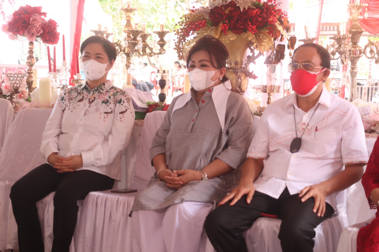 First Lady Hadiri HUT Ke 58 Pnt Fenny Lumanaw