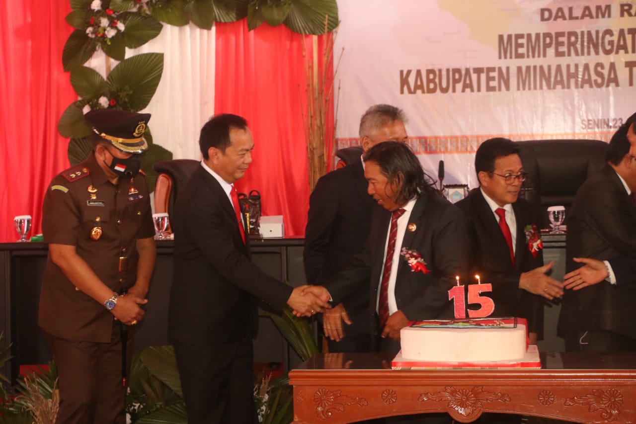 Hadiri HUT ke 15 Tahun Kabupaten Mitra, Walikota Doakan Makin Maju dan Makin Hebat