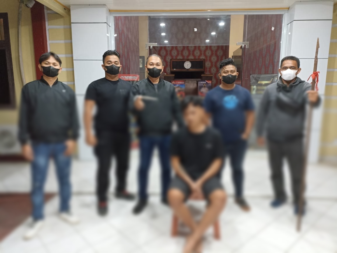 Akibat Pengaruh Miras, Pemuda Walian Diringkus Tim Anti Bandit Usai Aniaya Temannya dengan Badik