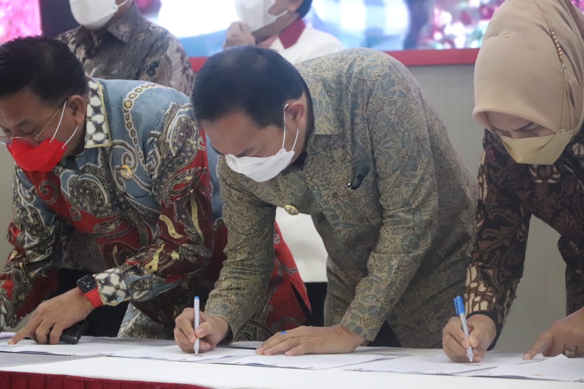 Tomohon - Pemprov Sepakati Soal Pembinaan Ideologi Pancasila RI