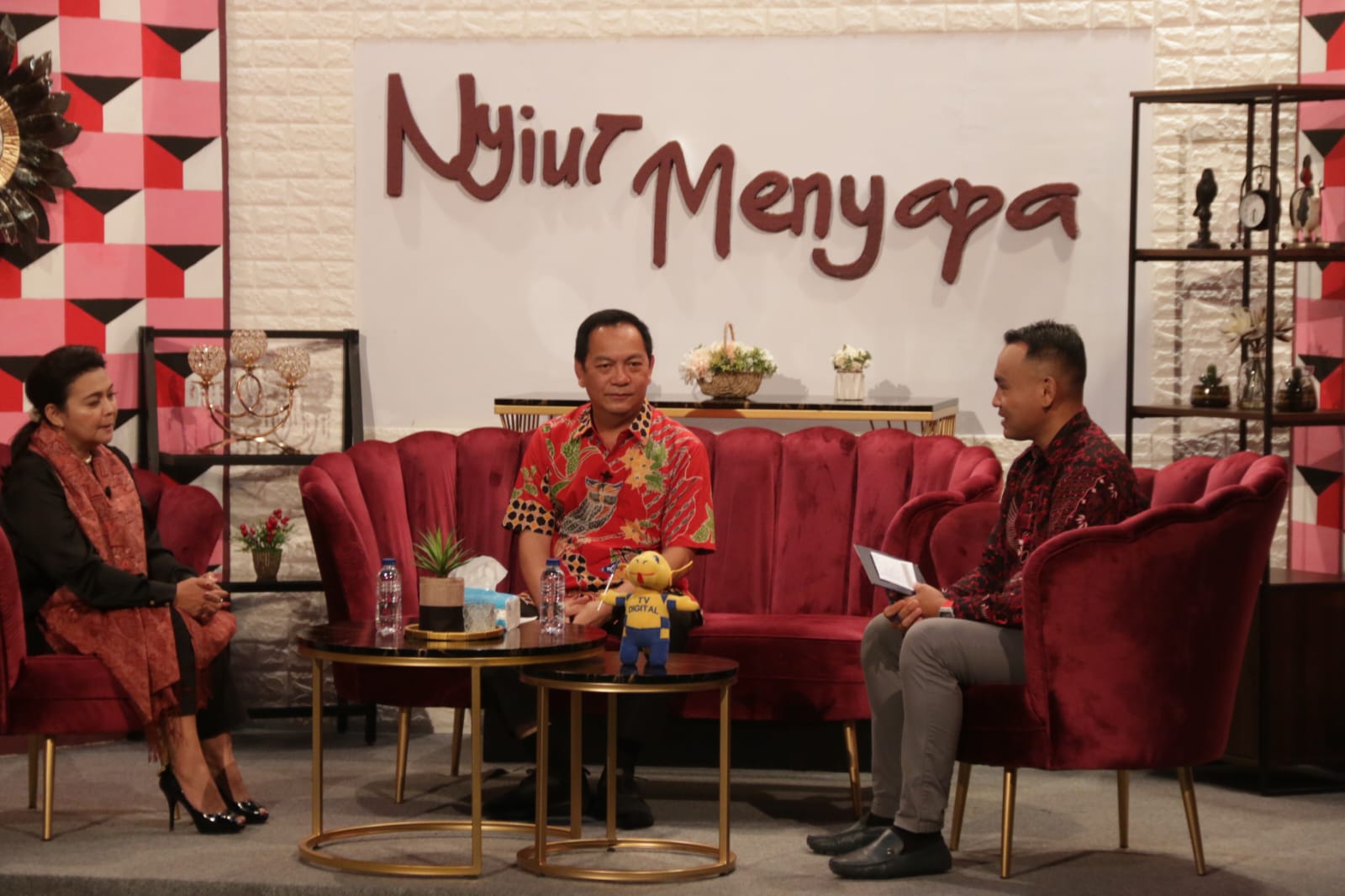 Walikota dan Ketua Panitia Sosialisasikan TIFF 2022 di TVRI