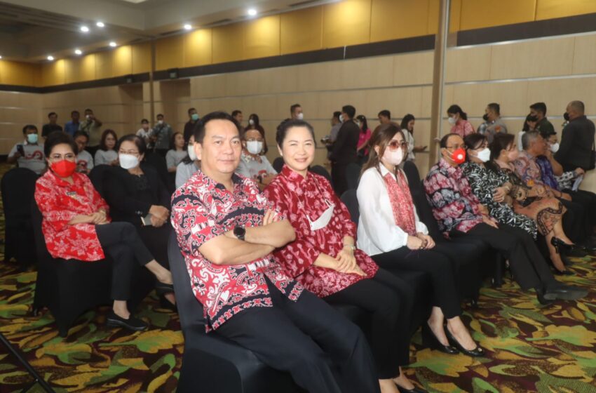  Walikota Tomohon dan First Lady Ikuti Kegiatan KPK Soal Keluarga Berintegritas Anti Korupsi