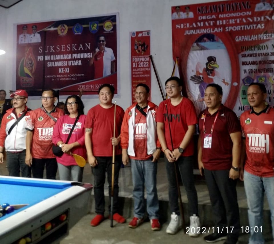 Edwin Roring Terus Motivasi Para Atlit Kota Tomohon di Porprov Bolmong