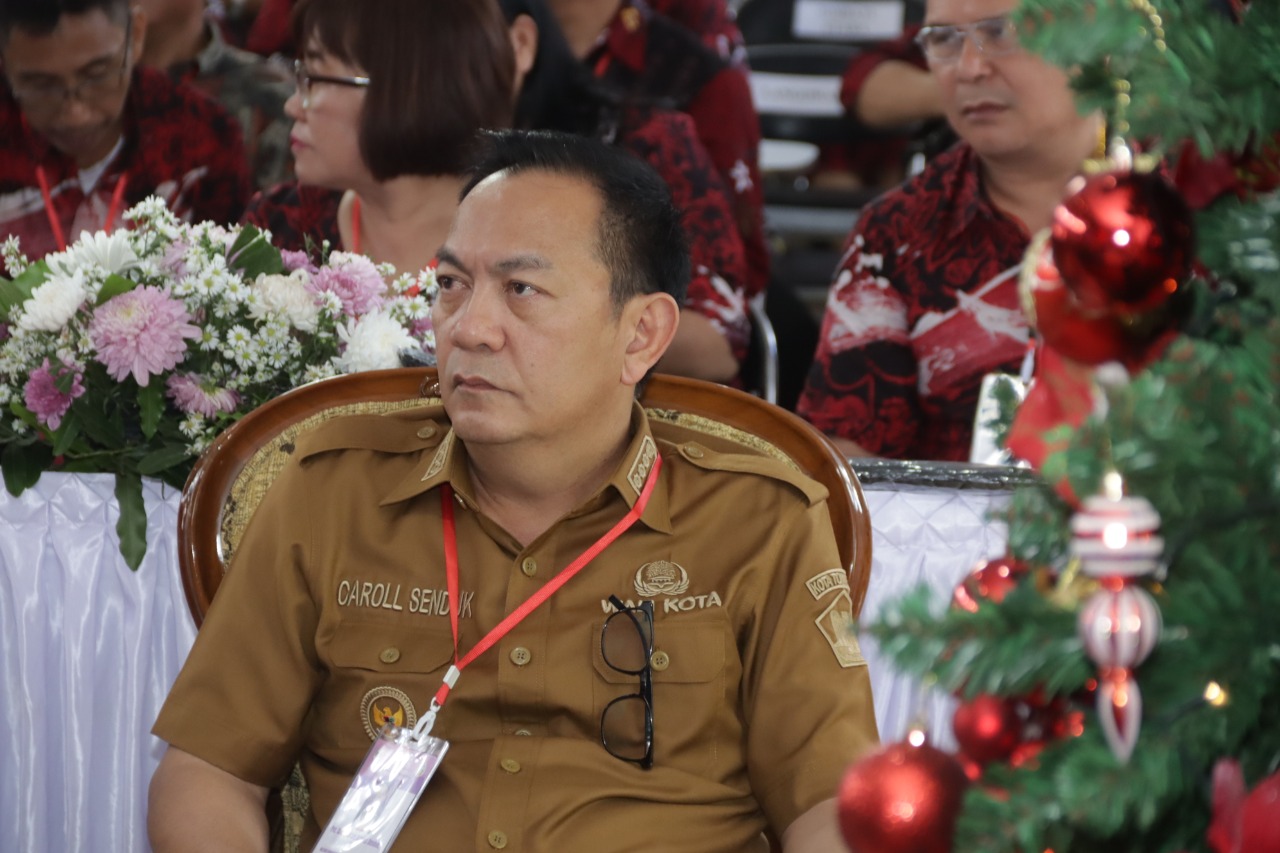 Pnt Caroll Senduk Ikuti Sidang Majelis Sinode Tahun Ke - 35 di Tompaso Minahasa