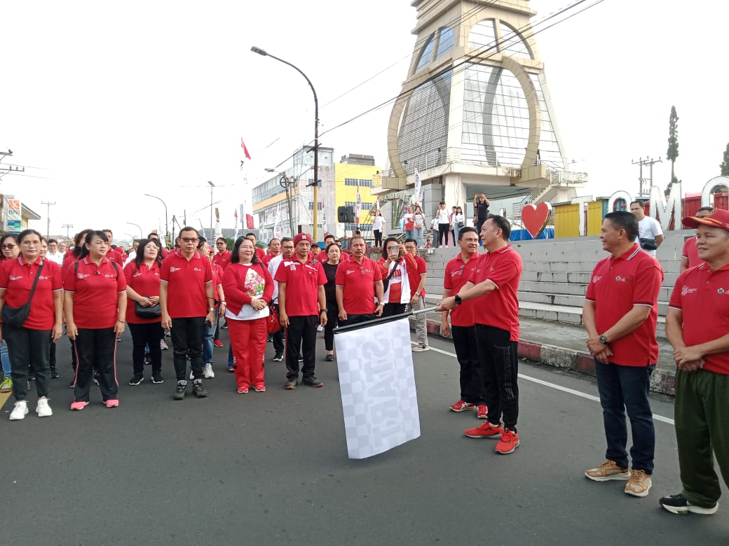 Jalan Sehat Awali Rangkaian Kegiatan HUT Kota Tomohon