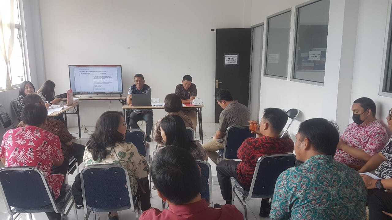 Dinas PMPTSP Minahasa Gelar FGD Penyusunan Standar Pelayanan