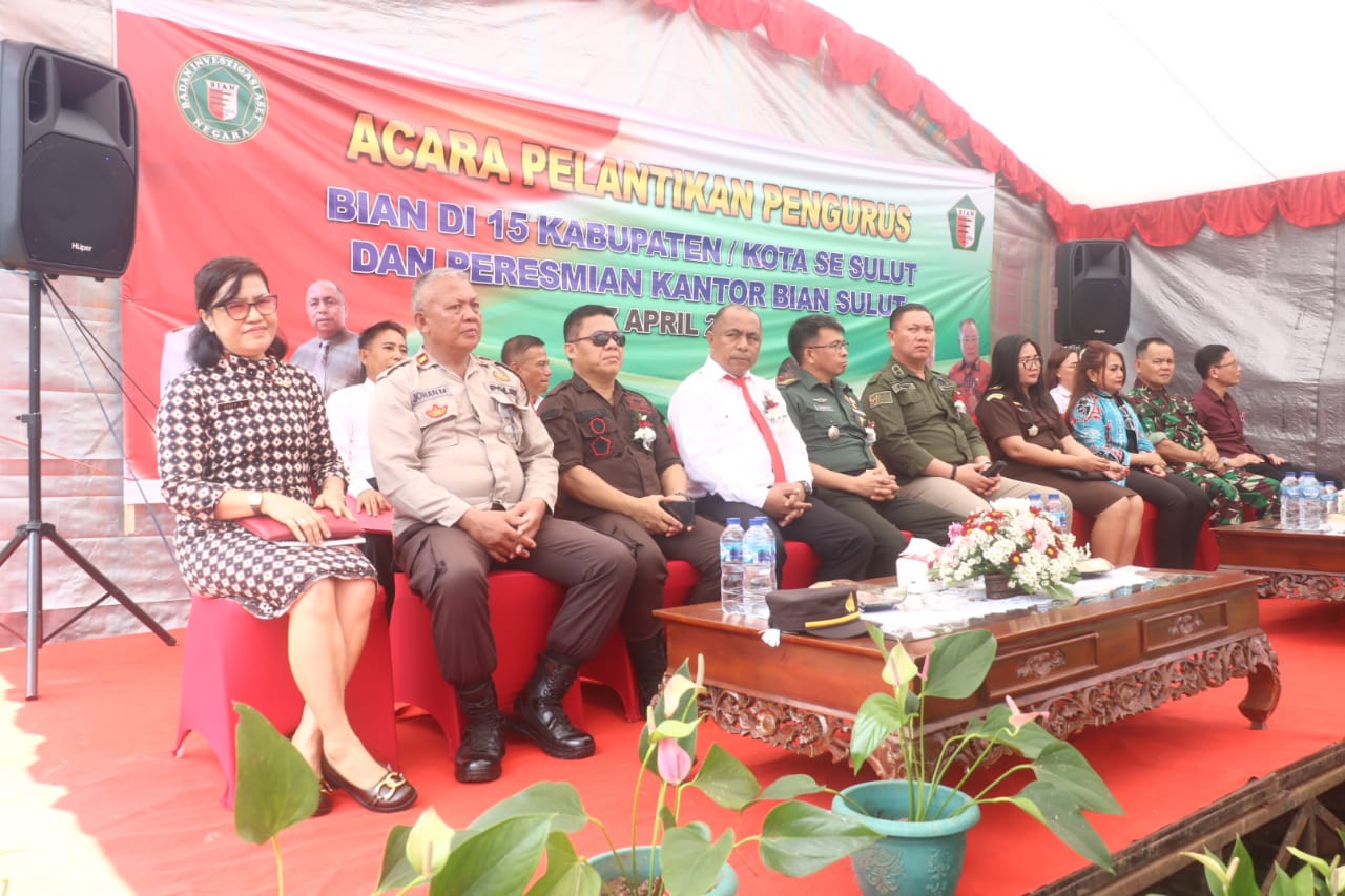 Solang Hadiri Peresmian Kantor DPD LIAN Sulut