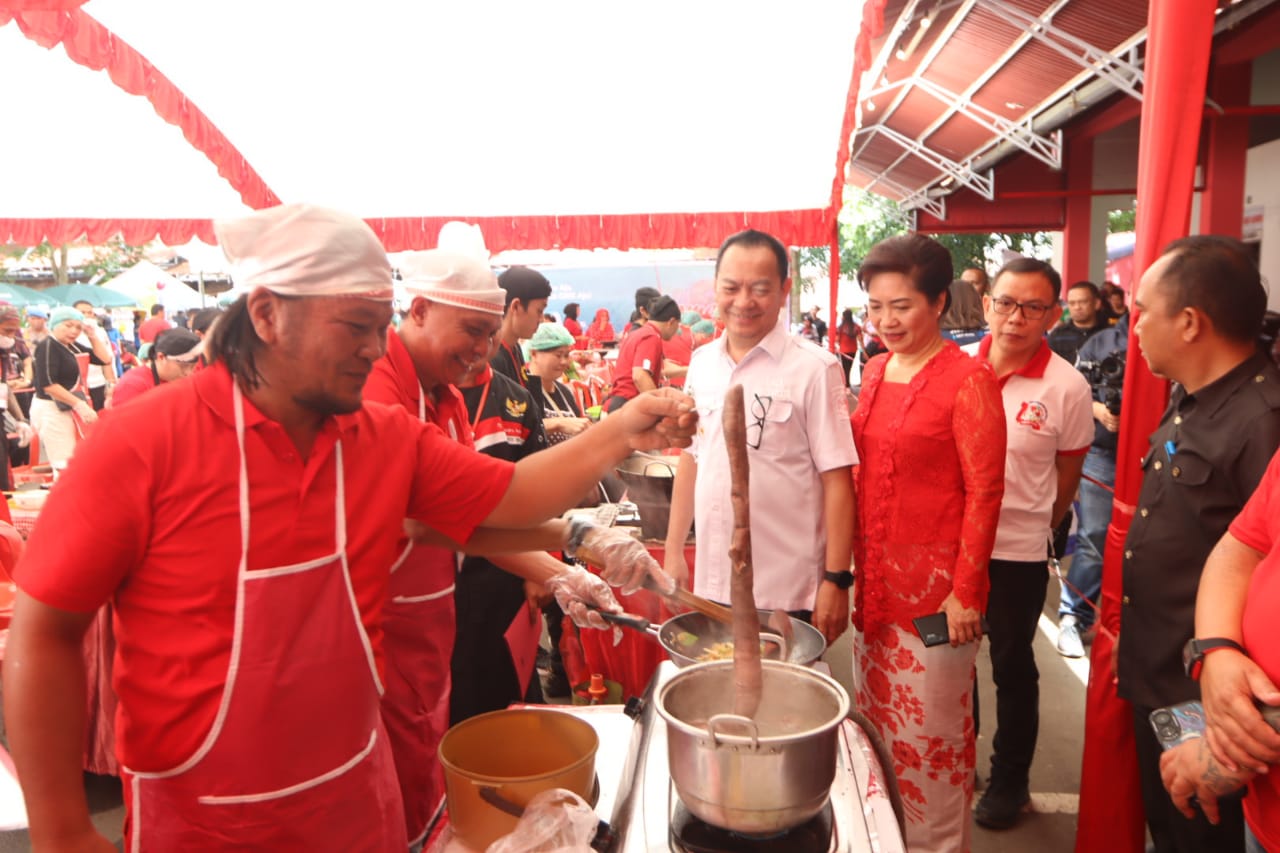 Festival Kuliner Lomba Cipta Menu di Tomohon Berlangsung Meriah