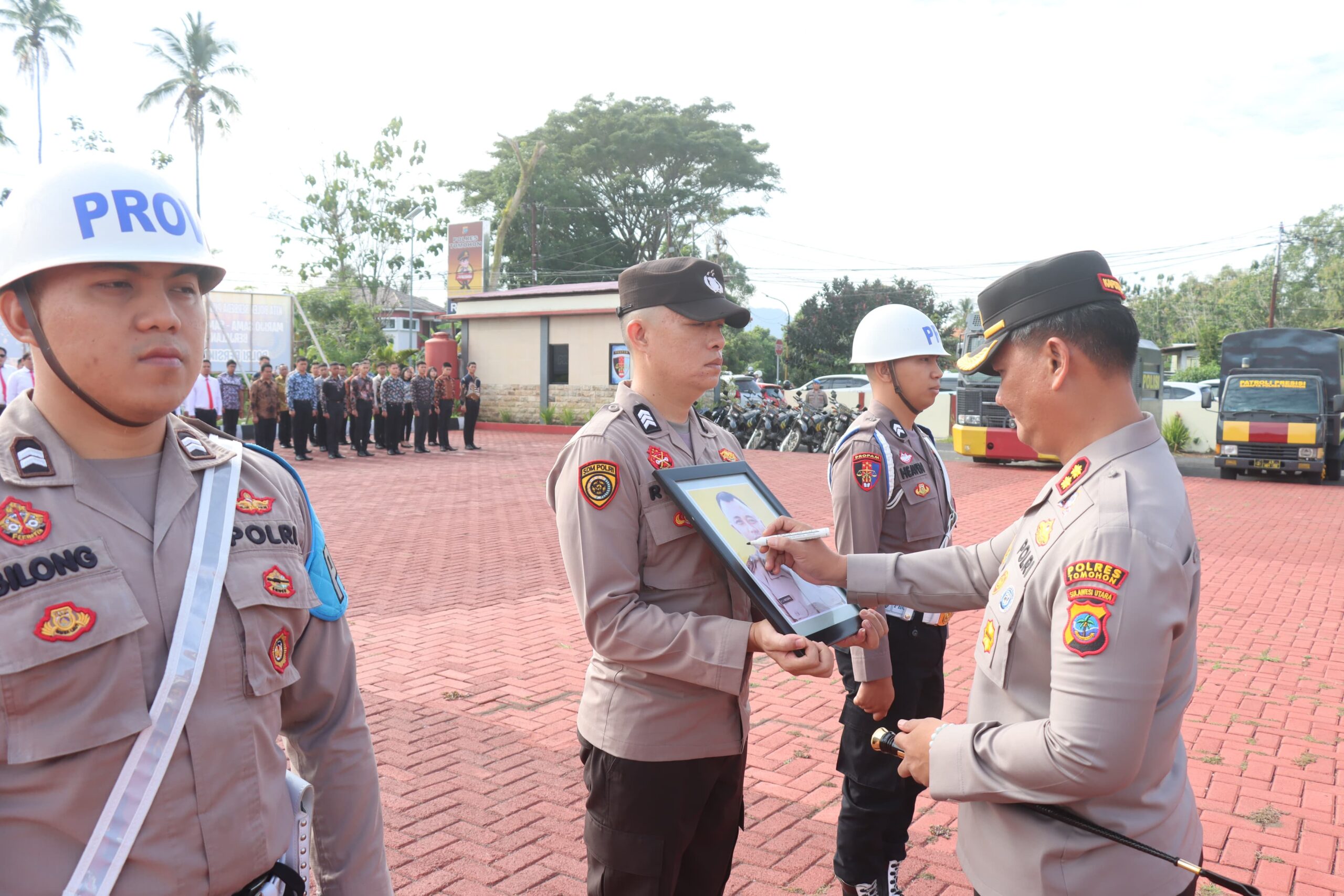 Disersi, Brigpol Frenly J Mogira Diberhentikan dengan Tidak Hormat di Polres Tomohon