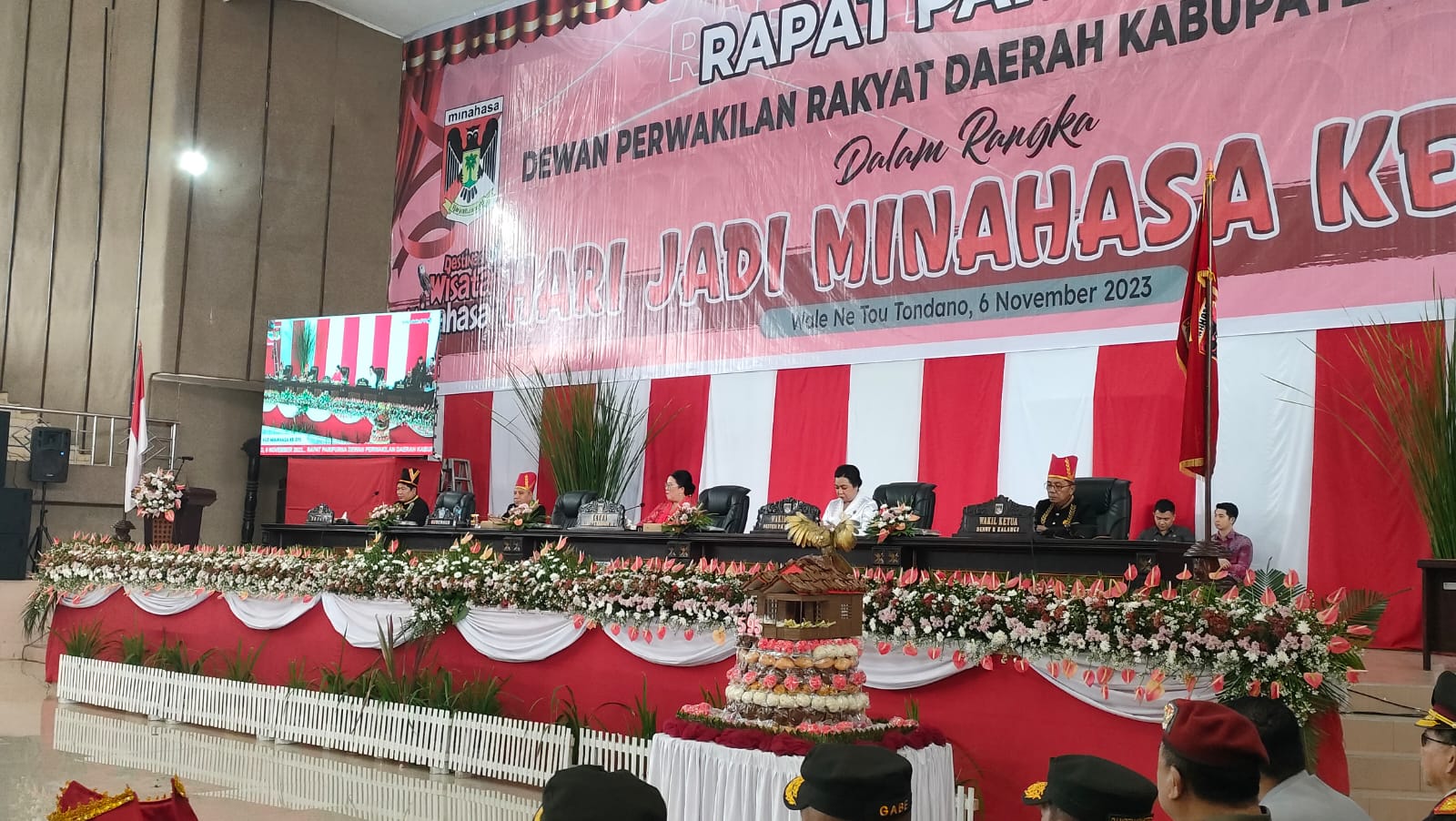 Pimpin Rapat Paripurna HUT Minahasa ke-595, Glady Kandouw harap Minahasa Melaju Semakin Hebat