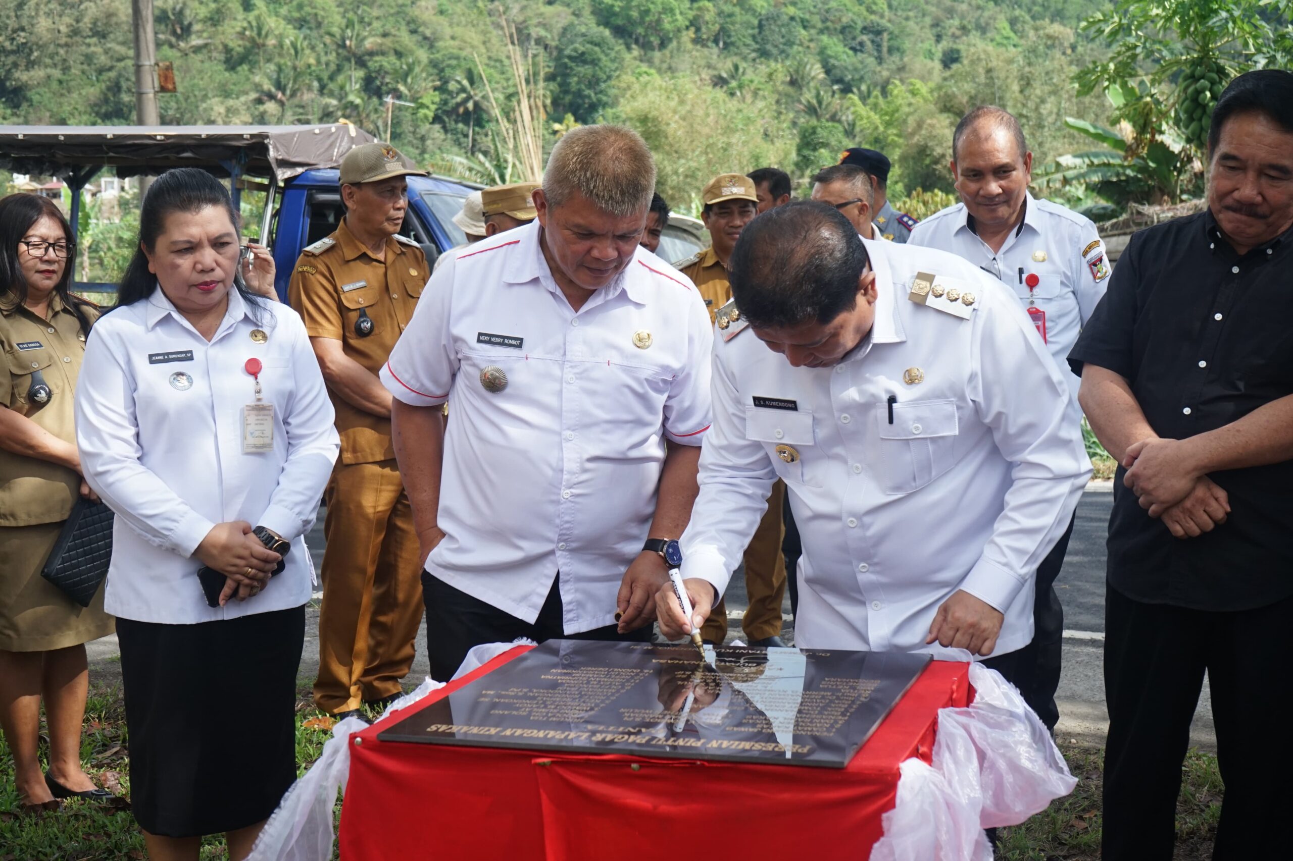 Bupati Minahasa Tatap Muka Bersama Warga Kakas dan Kakas Barat