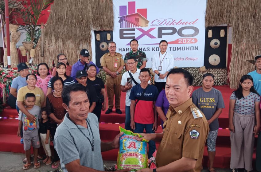  Walikota Tomohon Apresiasi Dikbud Expo jadi Ajang Kreasi Positif Siswa – Siswi di Tomohon