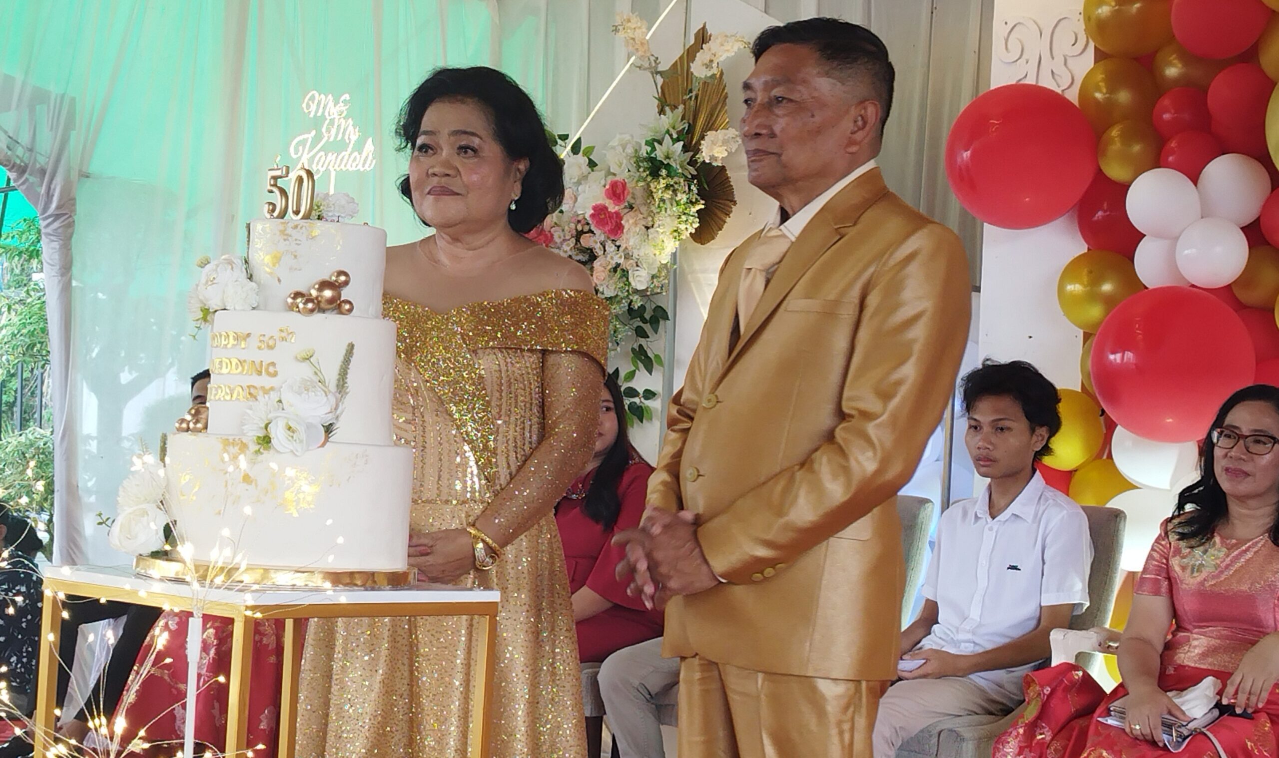 Syukur HUT Pernikahan Ke 50 Opa Sam Kandoli – Oma Henny Rantung berlangsung Semarak dan Meriah