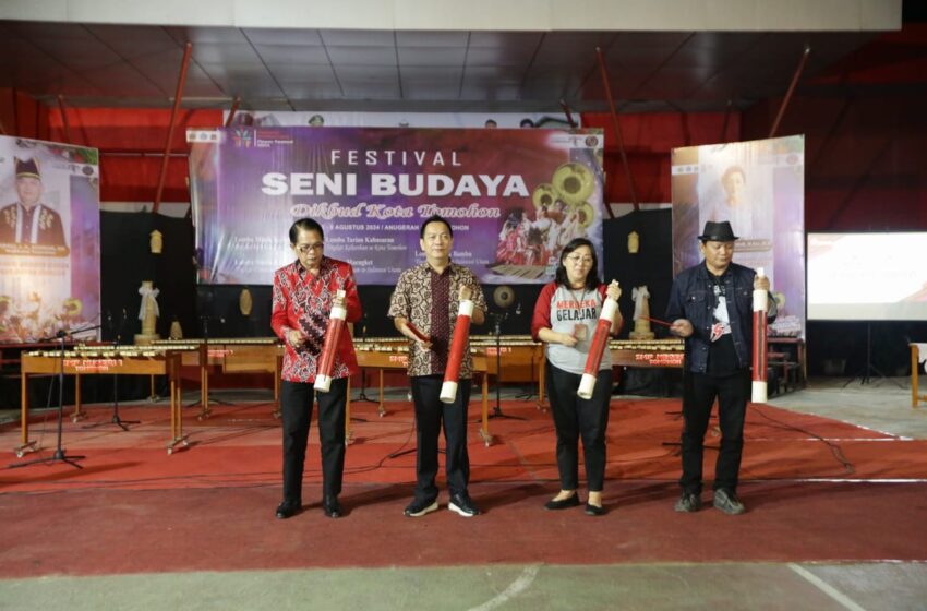  Buka Festival Seni di Tomohon, Walikota Caroll Senduk Ajak Masyarakat Lestarikan Budaya