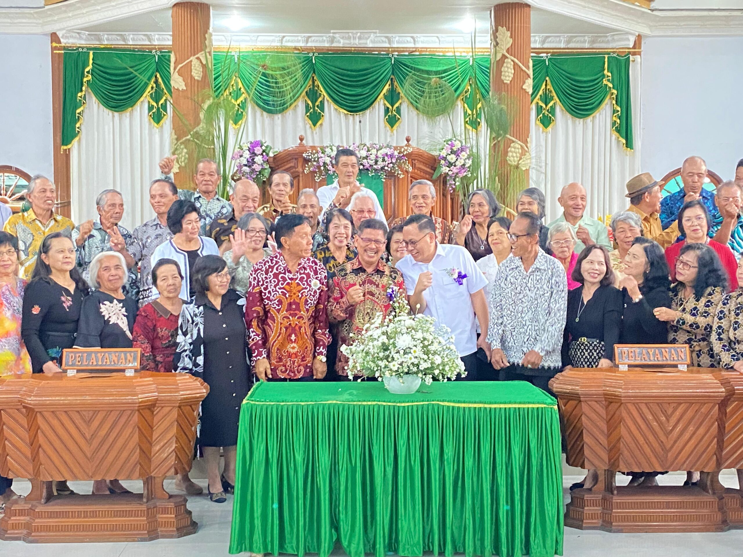 Pjs Walikota Turut Bersyukur di HUT ke 156 GMIM Bukit Sion Rurukan